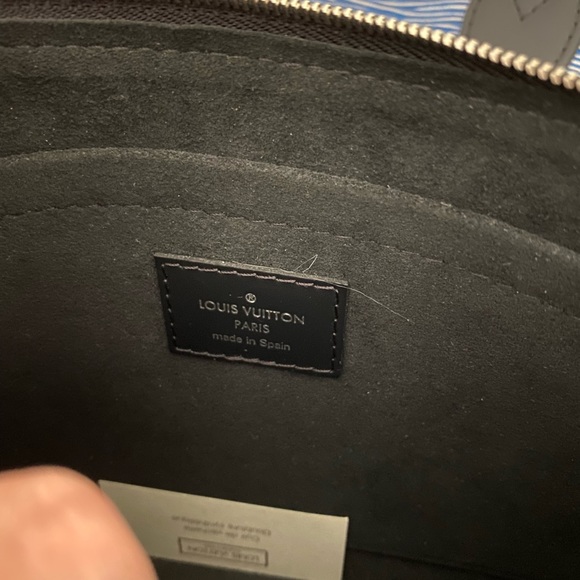 Beautiful Louis Vuitton Epi Leather Neverfull MM - Picture 11 of 14